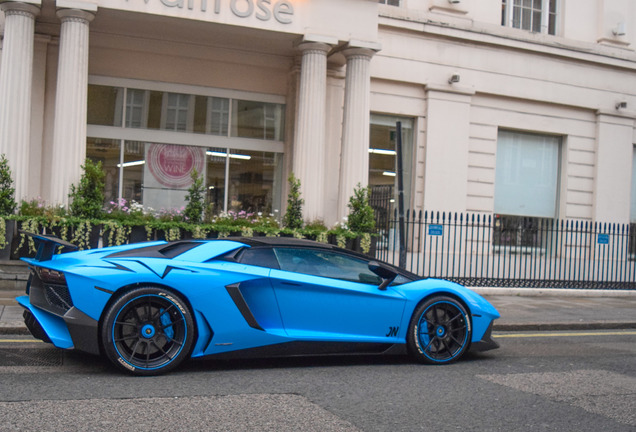 Lamborghini Aventador LP750-4 SuperVeloce Roadster