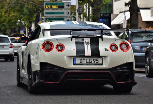 Nissan GT-R 2011 Nismo