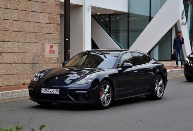 Porsche 971 Panamera Turbo