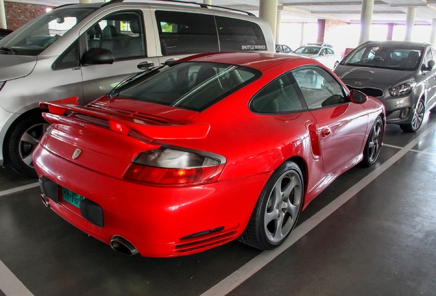 Porsche 996 Turbo