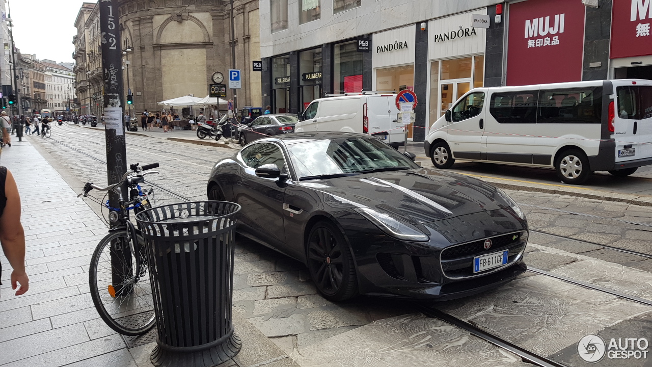 Jaguar F-TYPE R Coupé