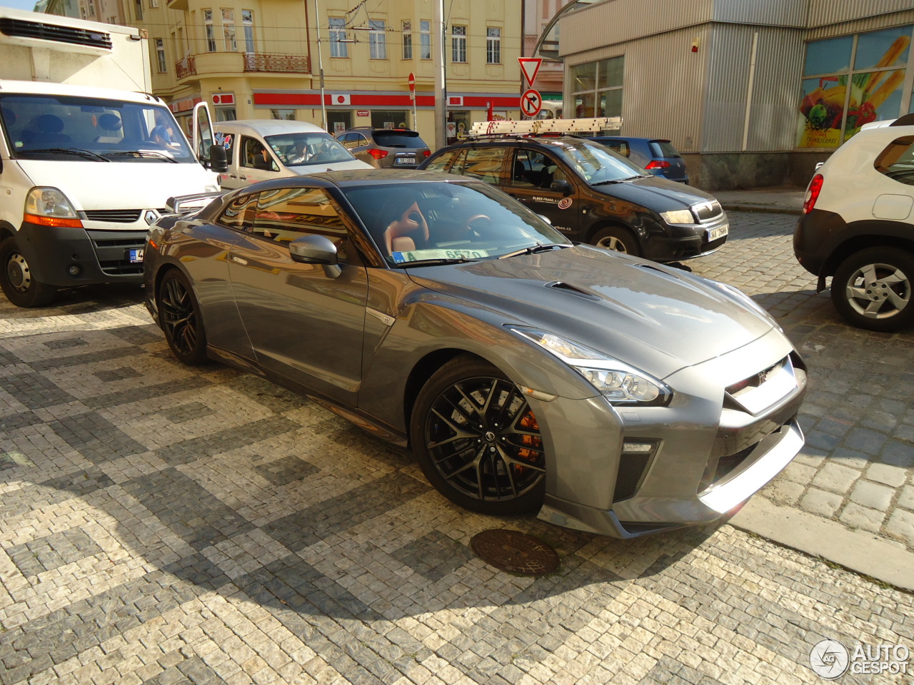 Nissan GT-R 2017