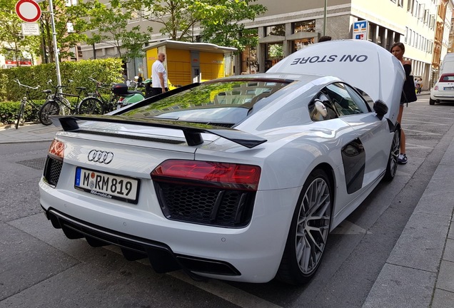 Audi R8 V10 Plus 2015