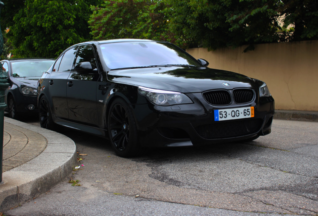 BMW M5 E60 2007