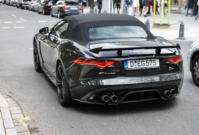 Jaguar F-TYPE SVR Convertible