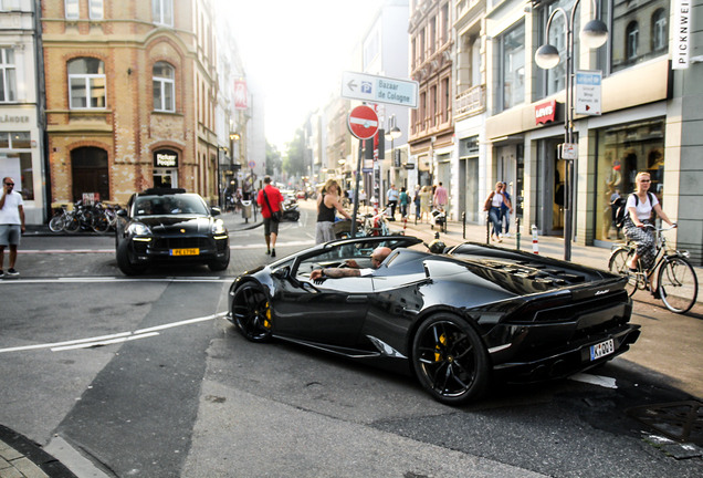 Lamborghini Huracán LP610-4 Spyder