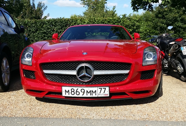 Mercedes-Benz SLS AMG Roadster