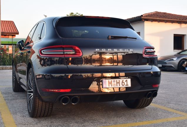 Porsche 95B Macan Turbo MkI