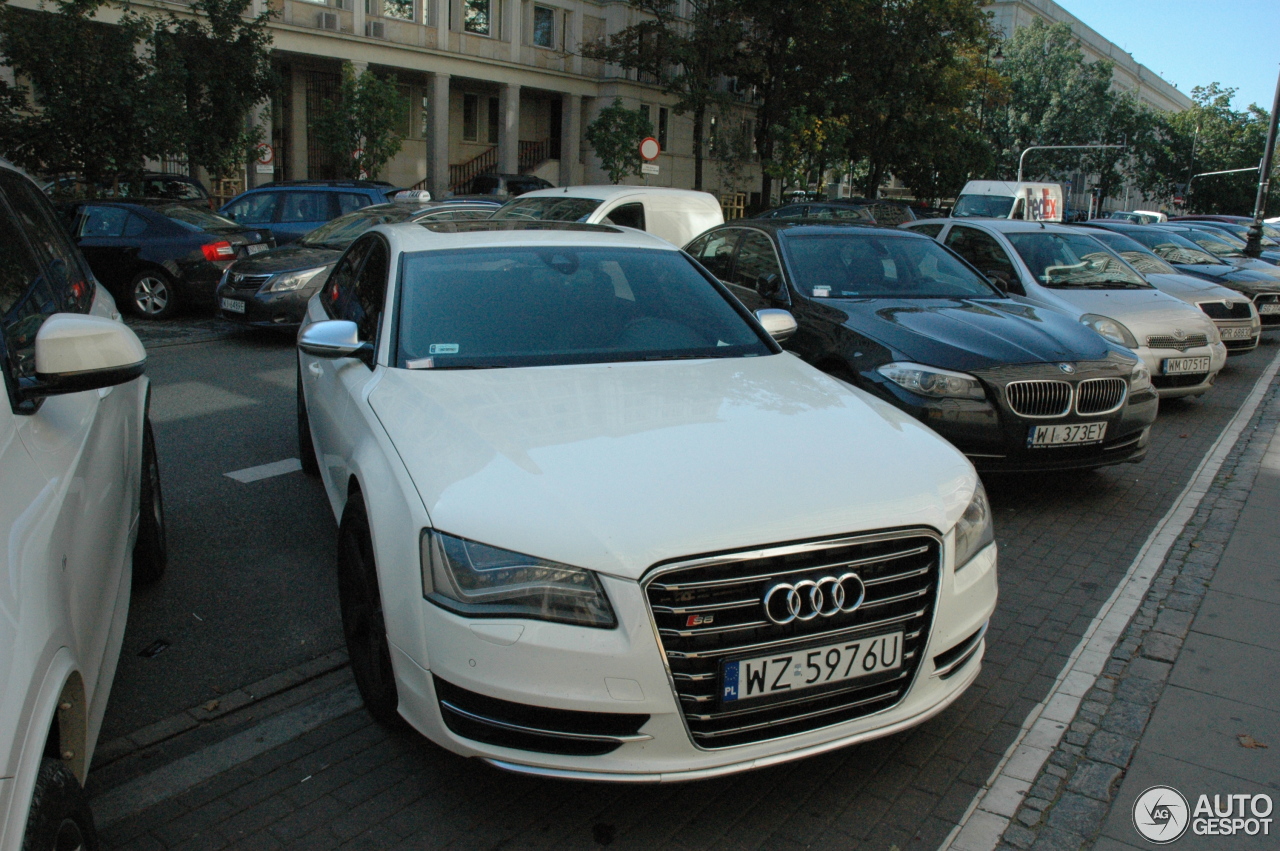 Audi S8 D4