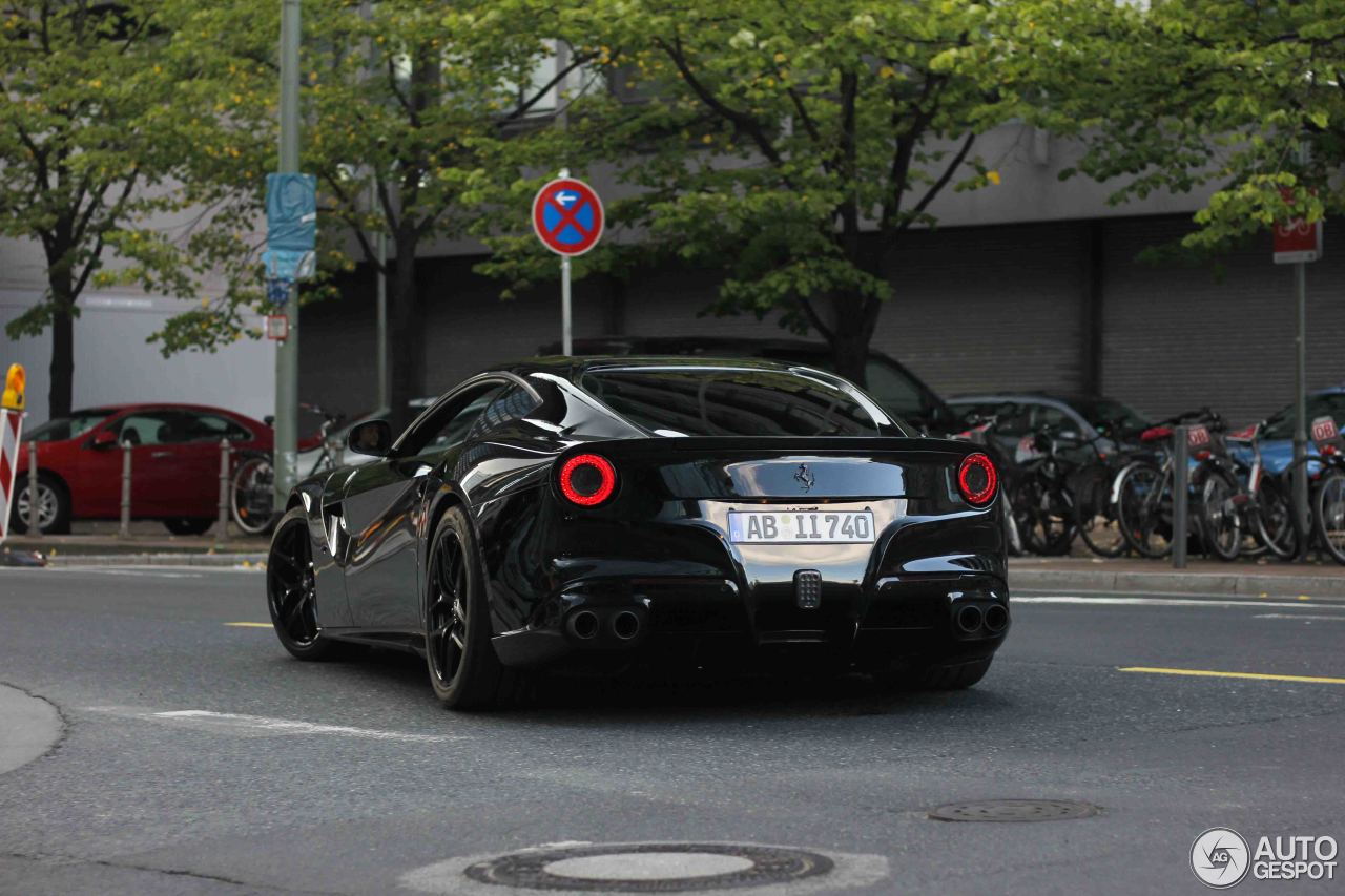 Ferrari F12berlinetta Novitec Rosso