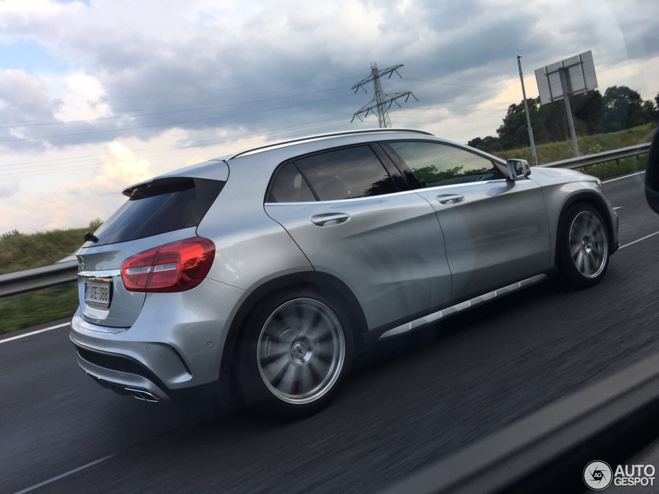 Mercedes-Benz GLA 45 AMG X156