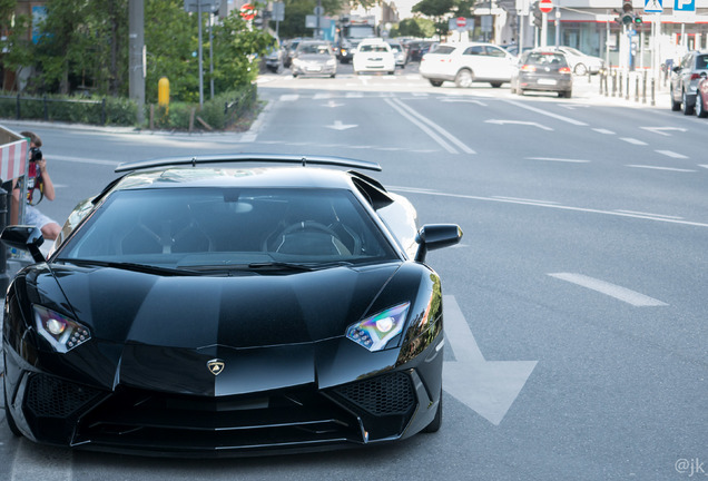 Lamborghini Aventador LP750-4 SuperVeloce