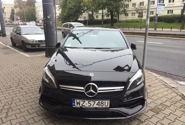 Mercedes-AMG A 45 W176 2015