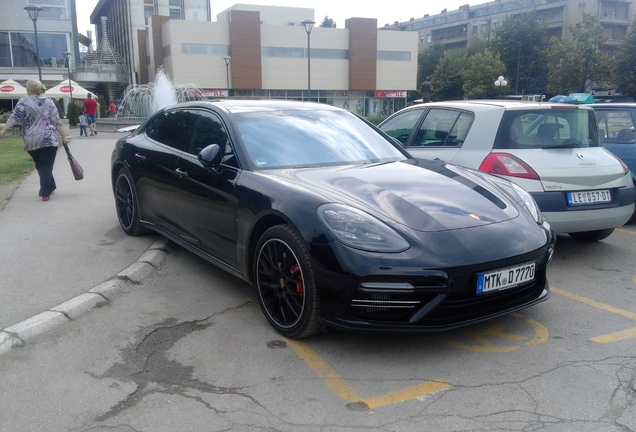 Porsche 971 Panamera Turbo Executive