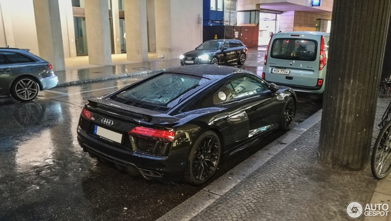 Audi R8 V10 Plus 2015