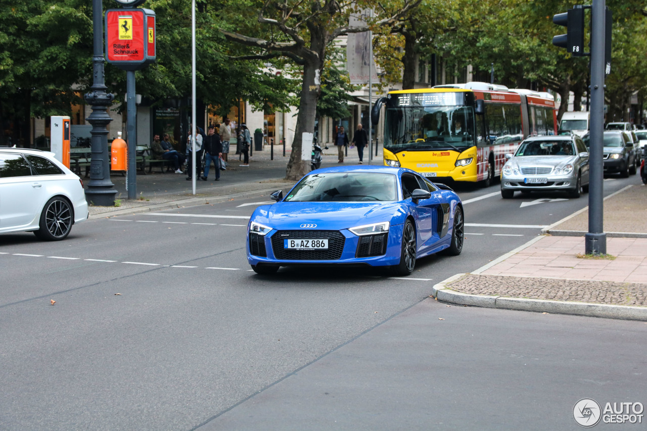 Audi R8 V10 Plus 2015