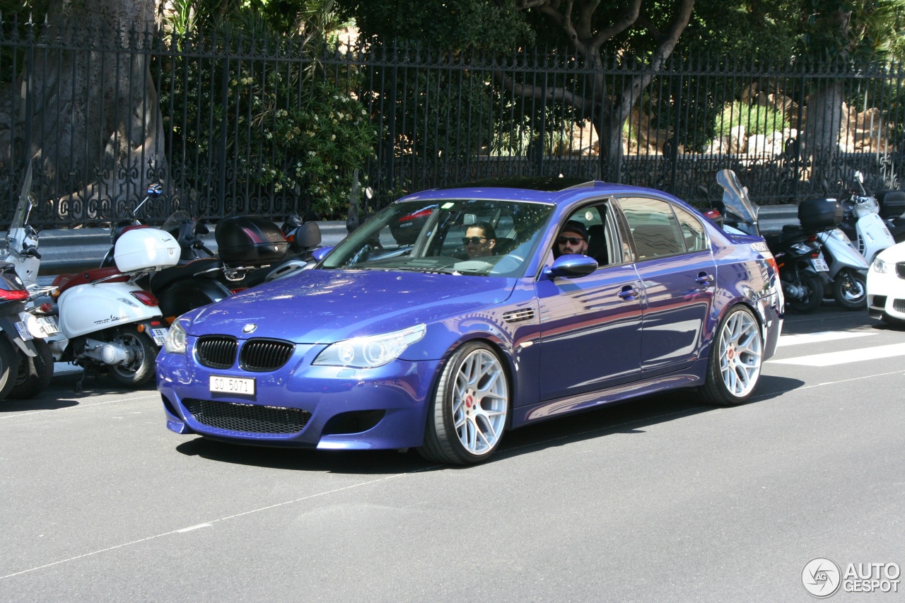 BMW M5 E60 2005