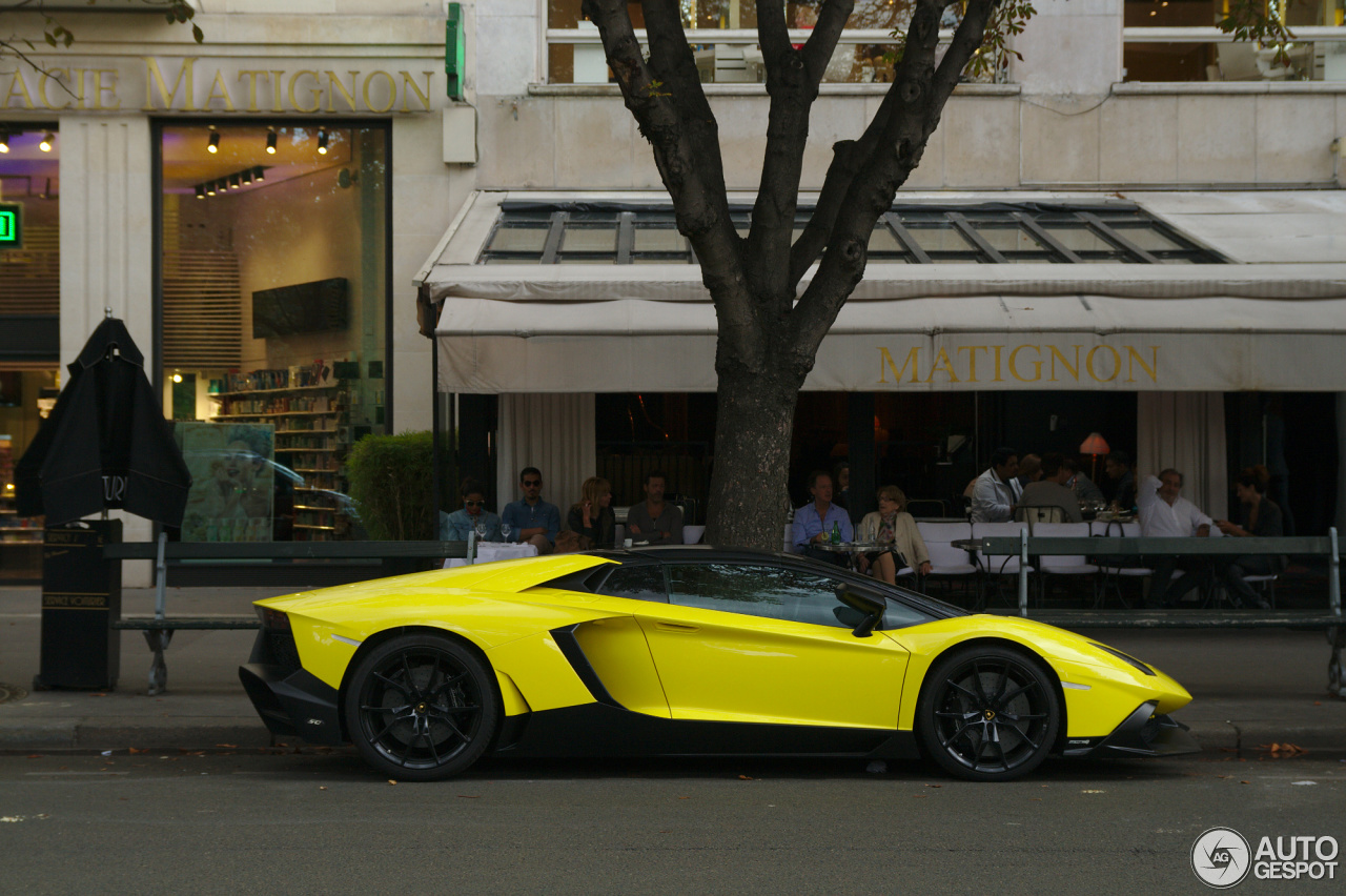 Lamborghini Aventador LP720-4 Roadster 50° Anniversario