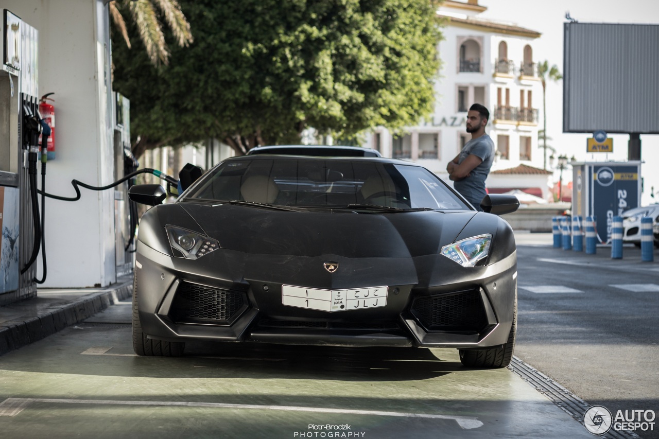 Lamborghini Aventador LP900-4 DMC Molto Veloce