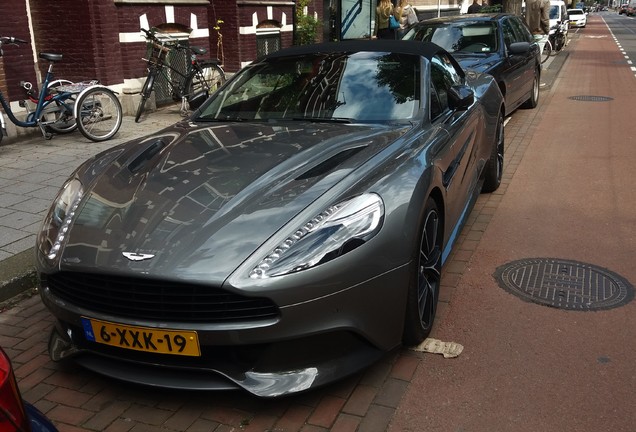 Aston Martin Vanquish Volante