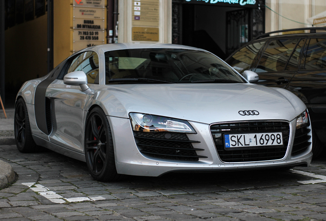 Audi R8