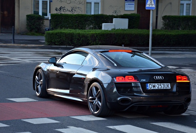 Audi R8 V10