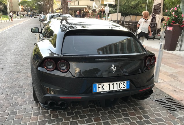 Ferrari GTC4Lusso