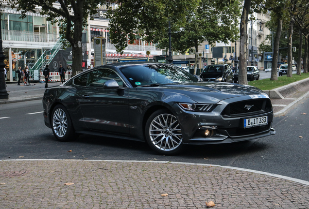 Ford Mustang GT 2015