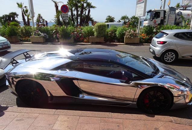 Lamborghini Aventador LP700-4 Roadster