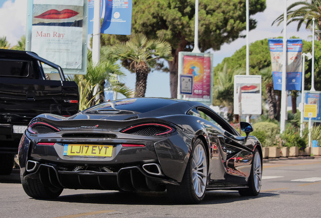 McLaren 570GT