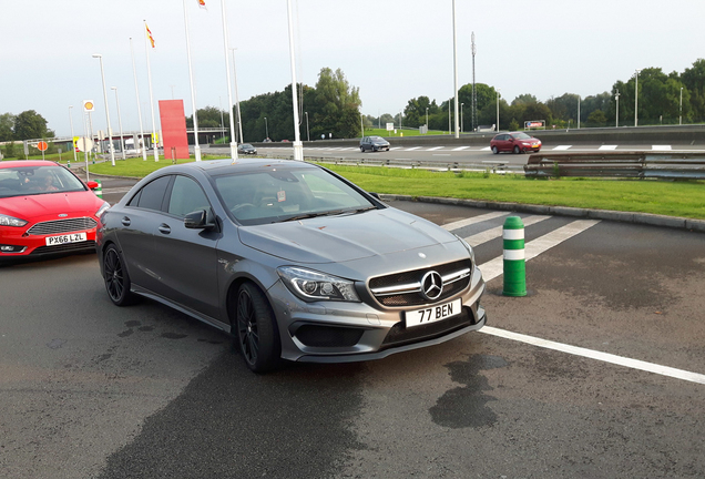 Mercedes-Benz CLA 45 AMG C117