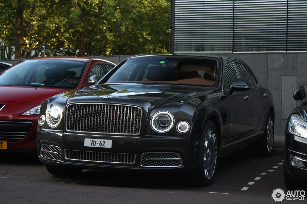 Bentley Mulsanne EWB 2016