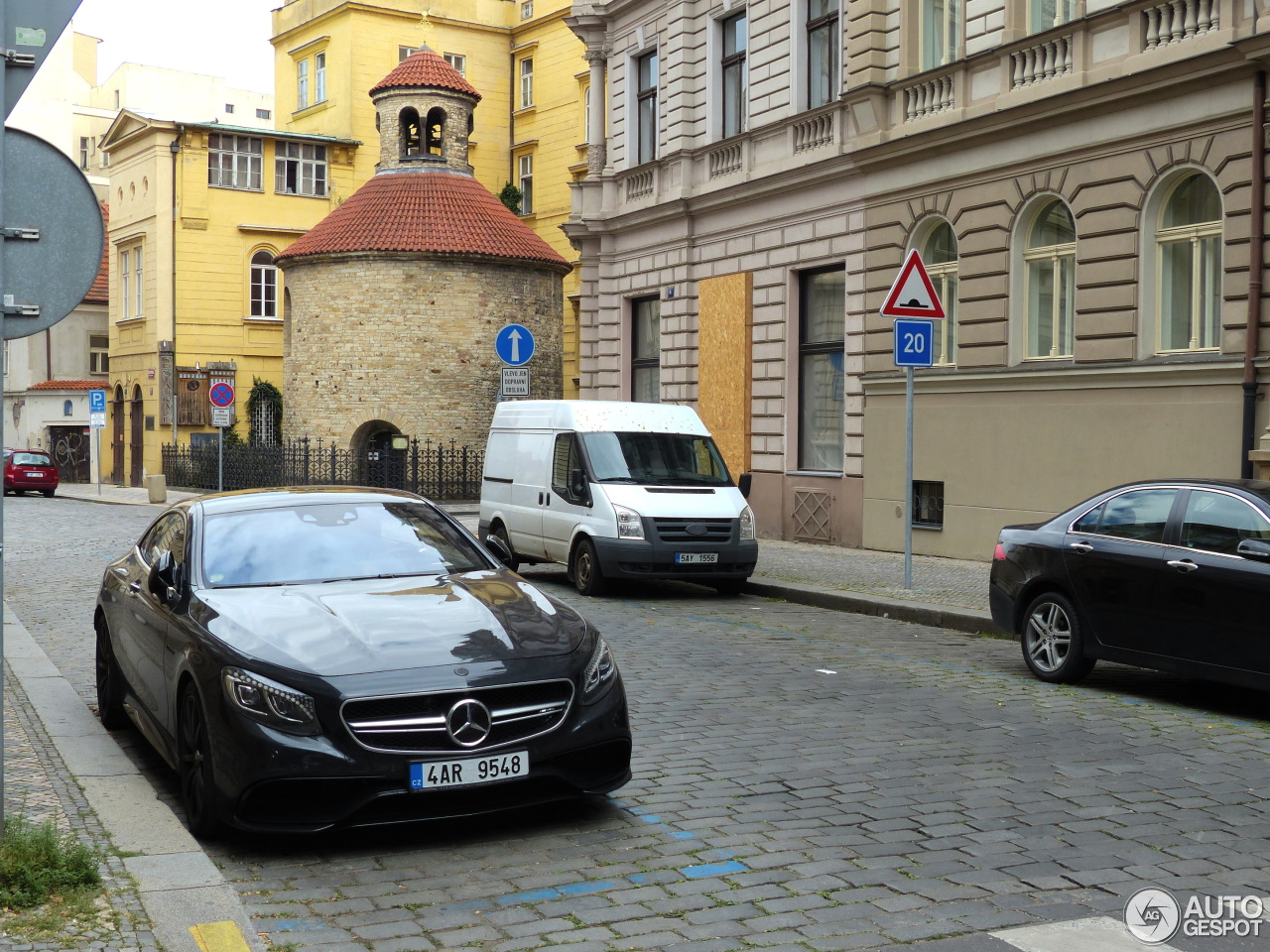 Mercedes-AMG S 63 Coupé C217