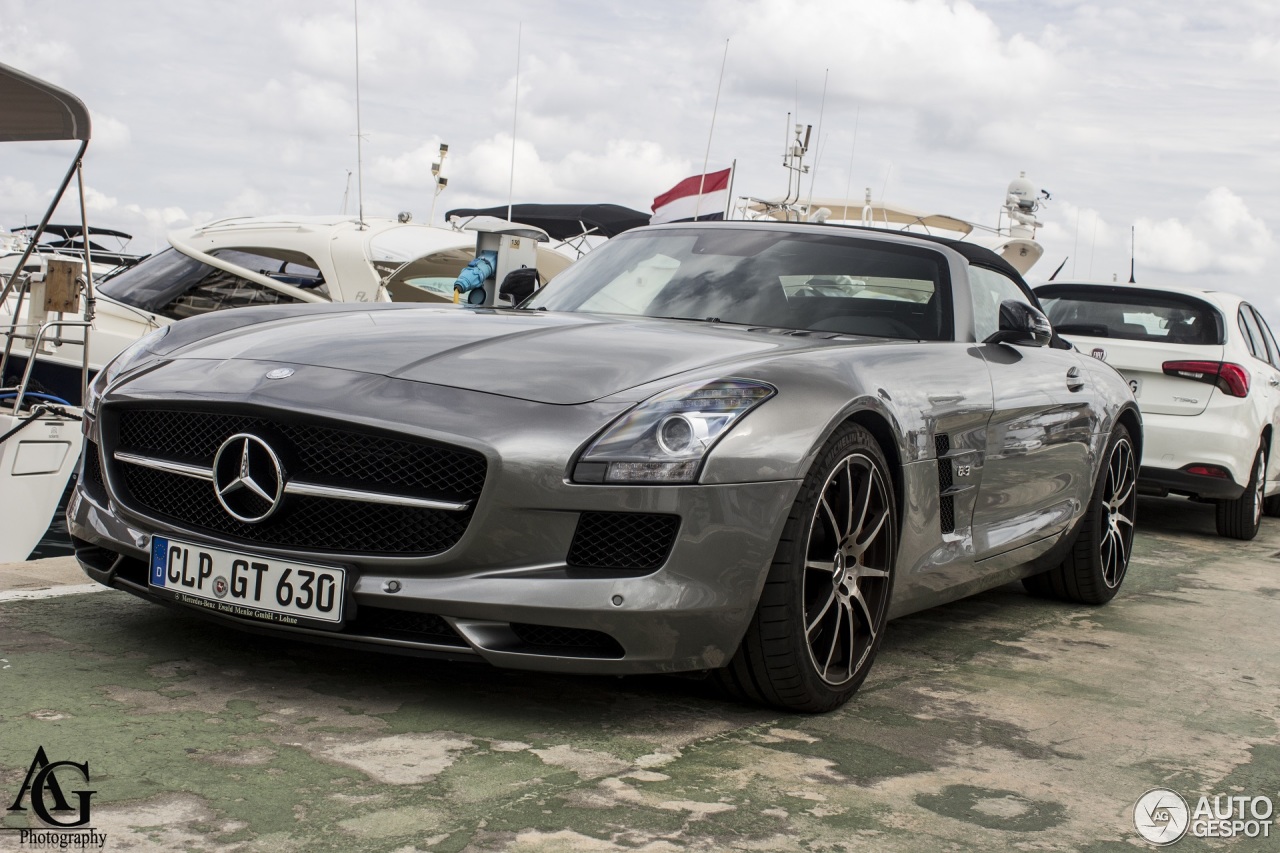 Mercedes-Benz SLS AMG GT Roadster