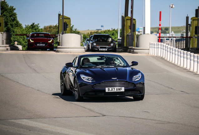 Aston Martin DB11