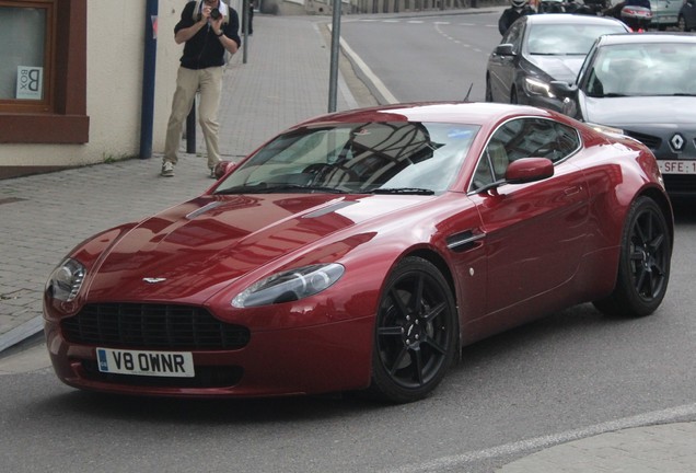 Aston Martin V8 Vantage