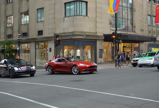 Aston Martin Vanquish 2013