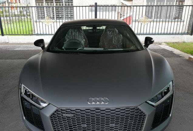 Audi R8 V10 2015