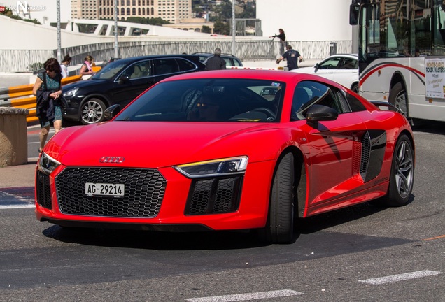 Audi R8 V10 Plus 2015