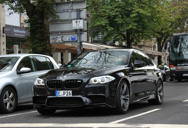 BMW M5 F10 2011