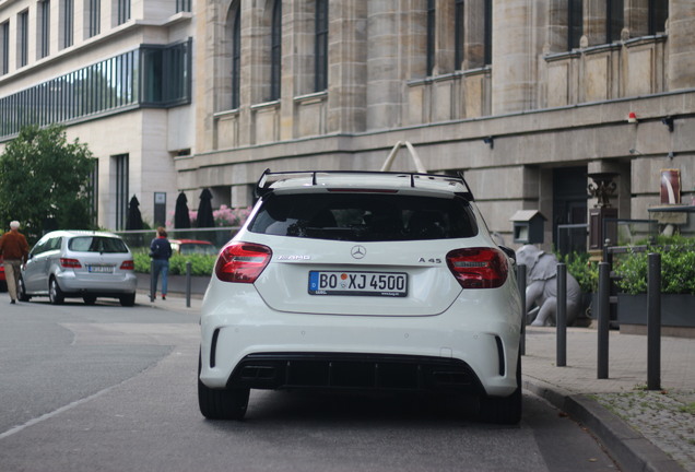 Mercedes-AMG A 45 W176 2015