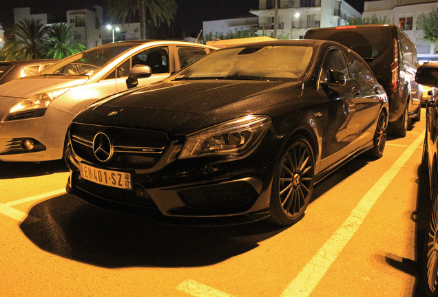 Mercedes-Benz CLA 45 AMG Shooting Brake