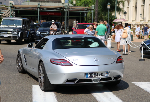 Mercedes-Benz SLS AMG