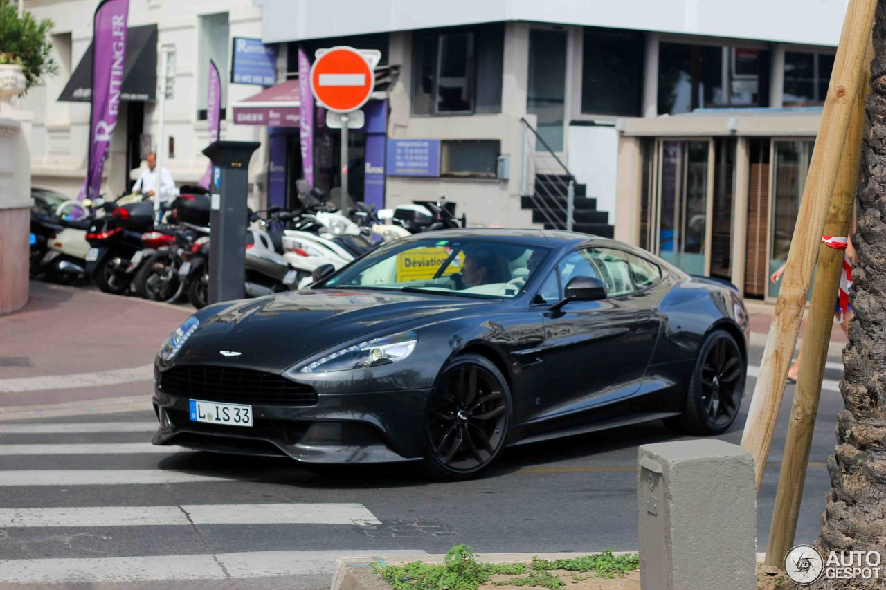 Aston Martin Vanquish 2013