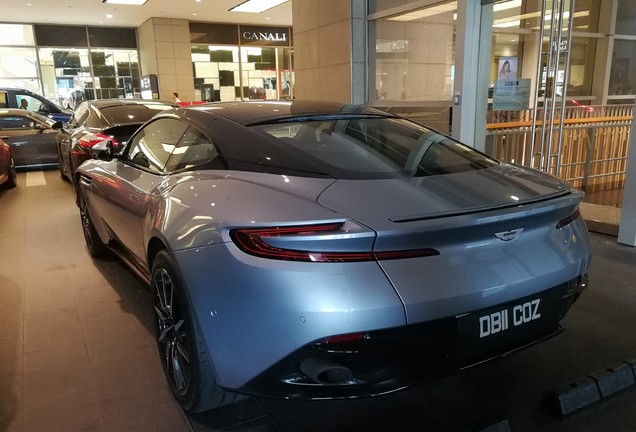 Aston Martin DB11