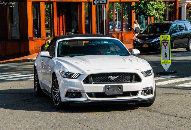 Ford Mustang GT Convertible 2015