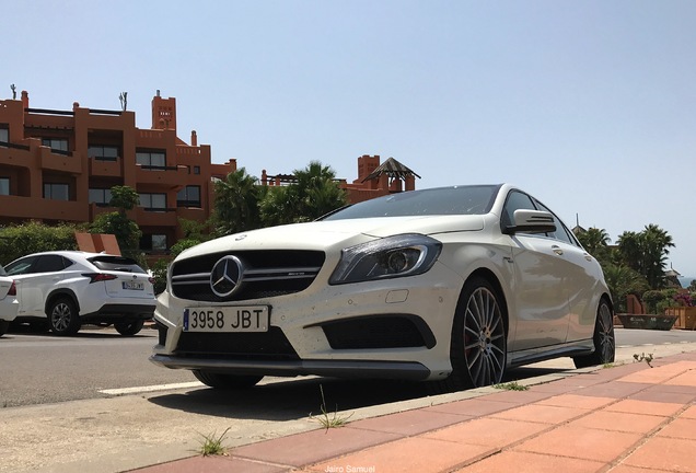 Mercedes-Benz A 45 AMG