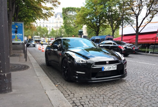 Nissan GT-R 2014