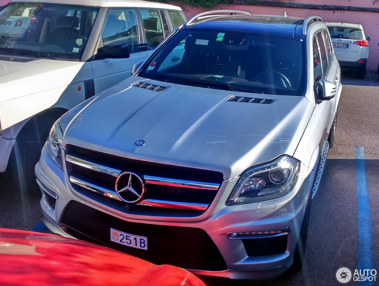 Mercedes-Benz GL 63 AMG X166