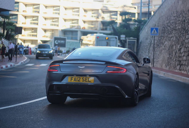 Aston Martin Vanquish 2013